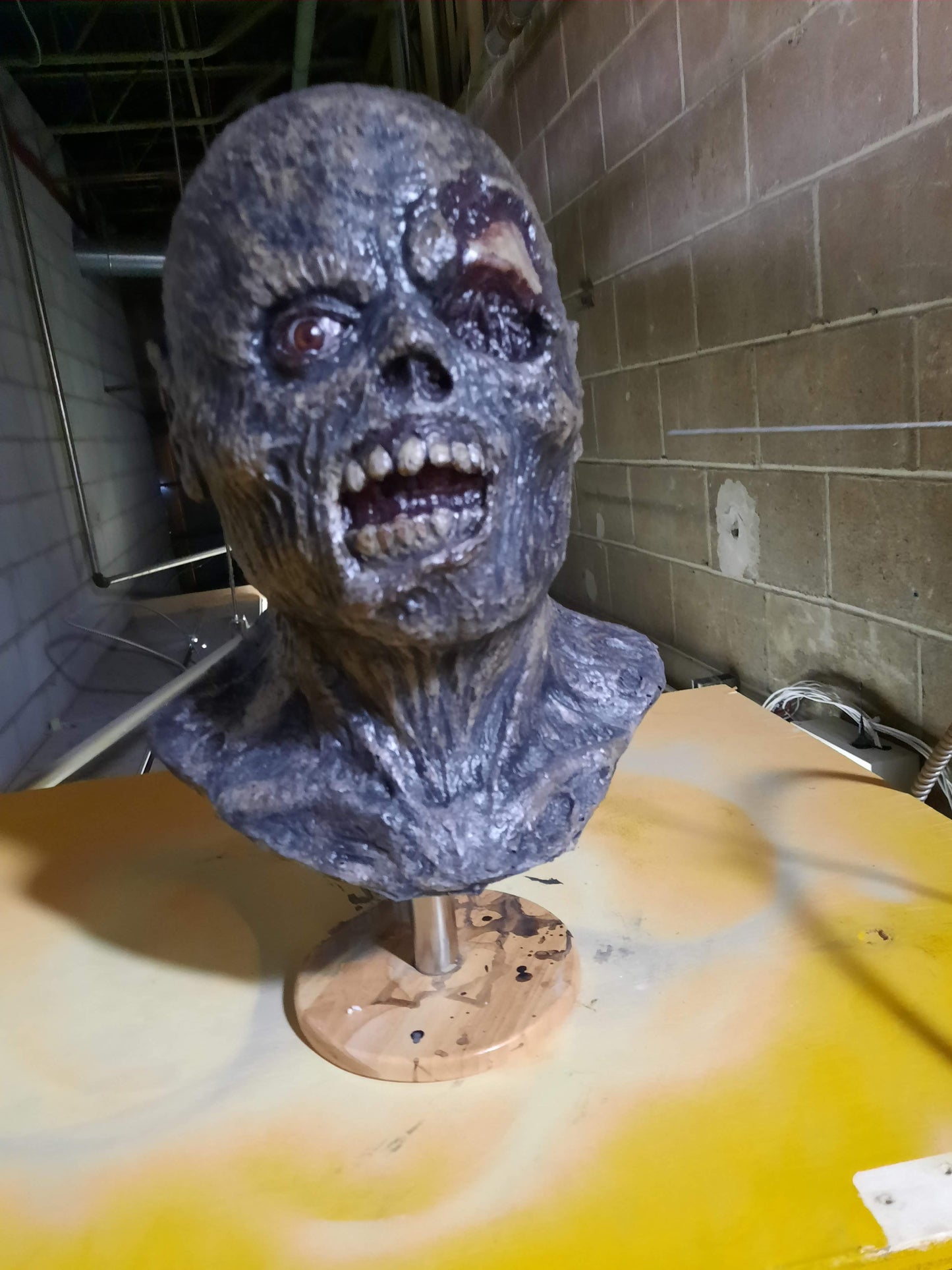 Friday the 13th jason lives display bust