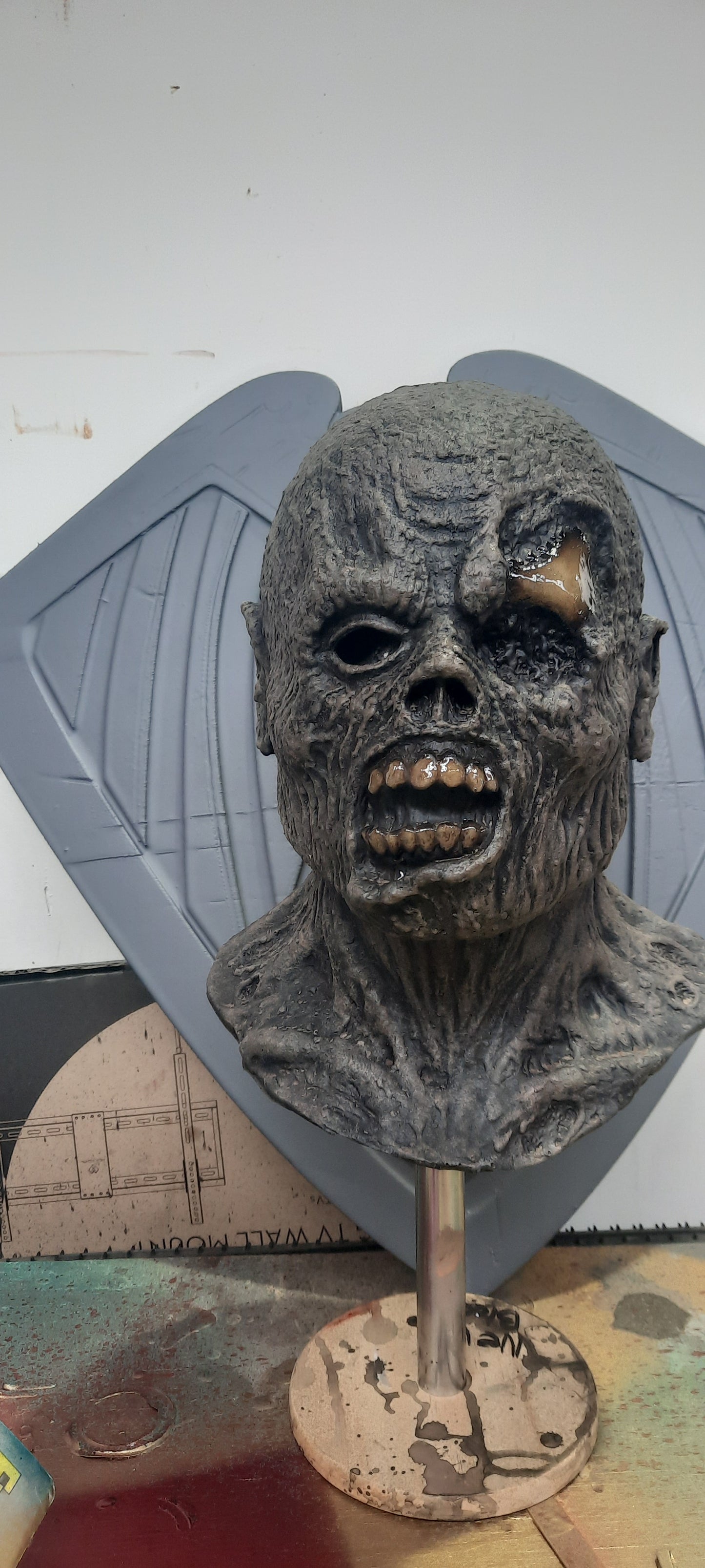 Friday the 13th jason lives display bust