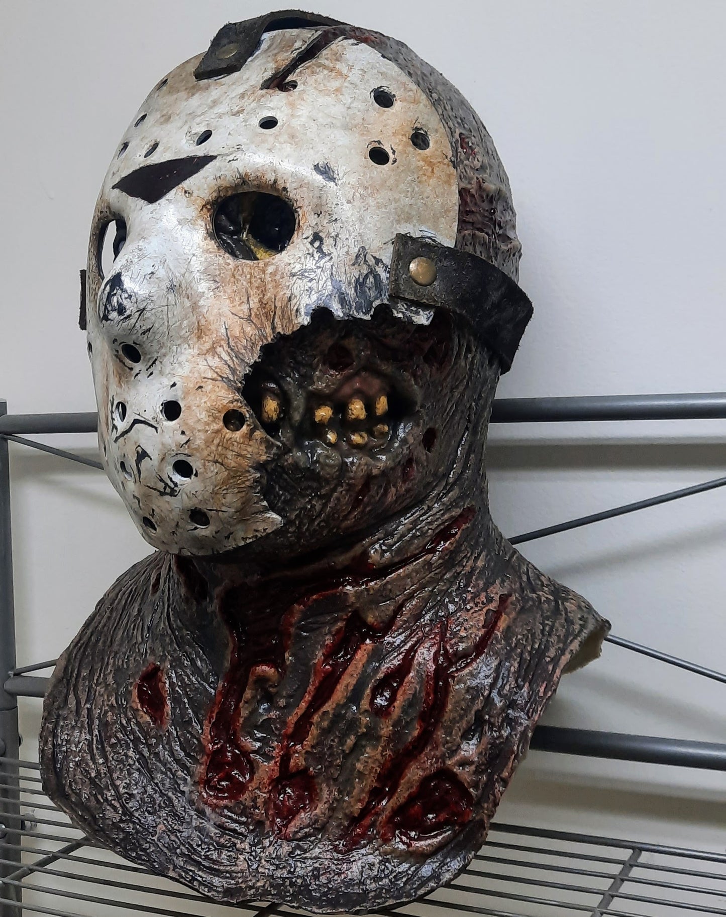 Friday the 13th part 7 "new blood" latex and hockey mask combo